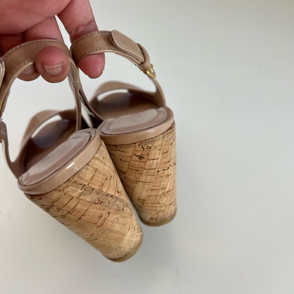 Stuart Weitzman Nude Wedges - Picture 3 of 10